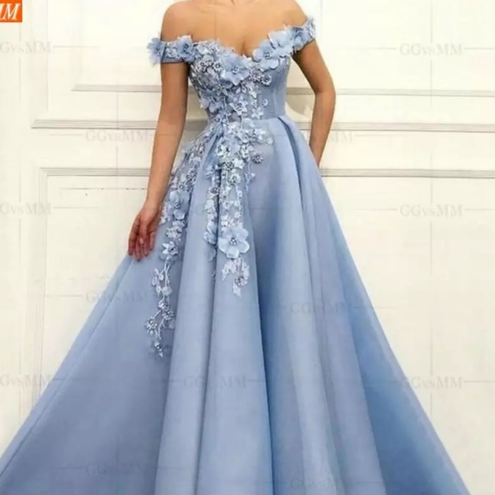Blue prom dress